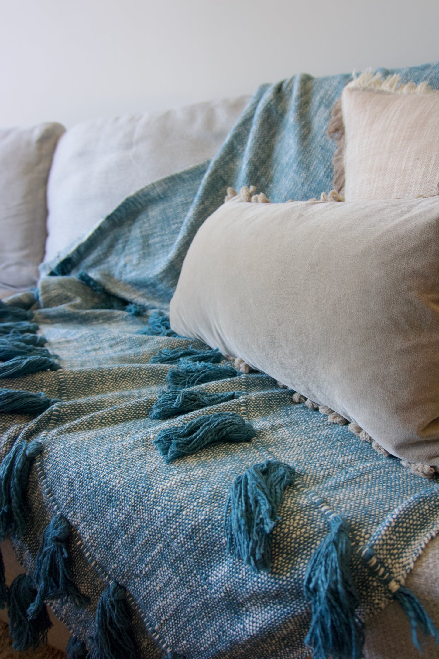 CHUNKY COTTON CHAMBRAY THROW TASSELS PRUSSIAN BLUE
