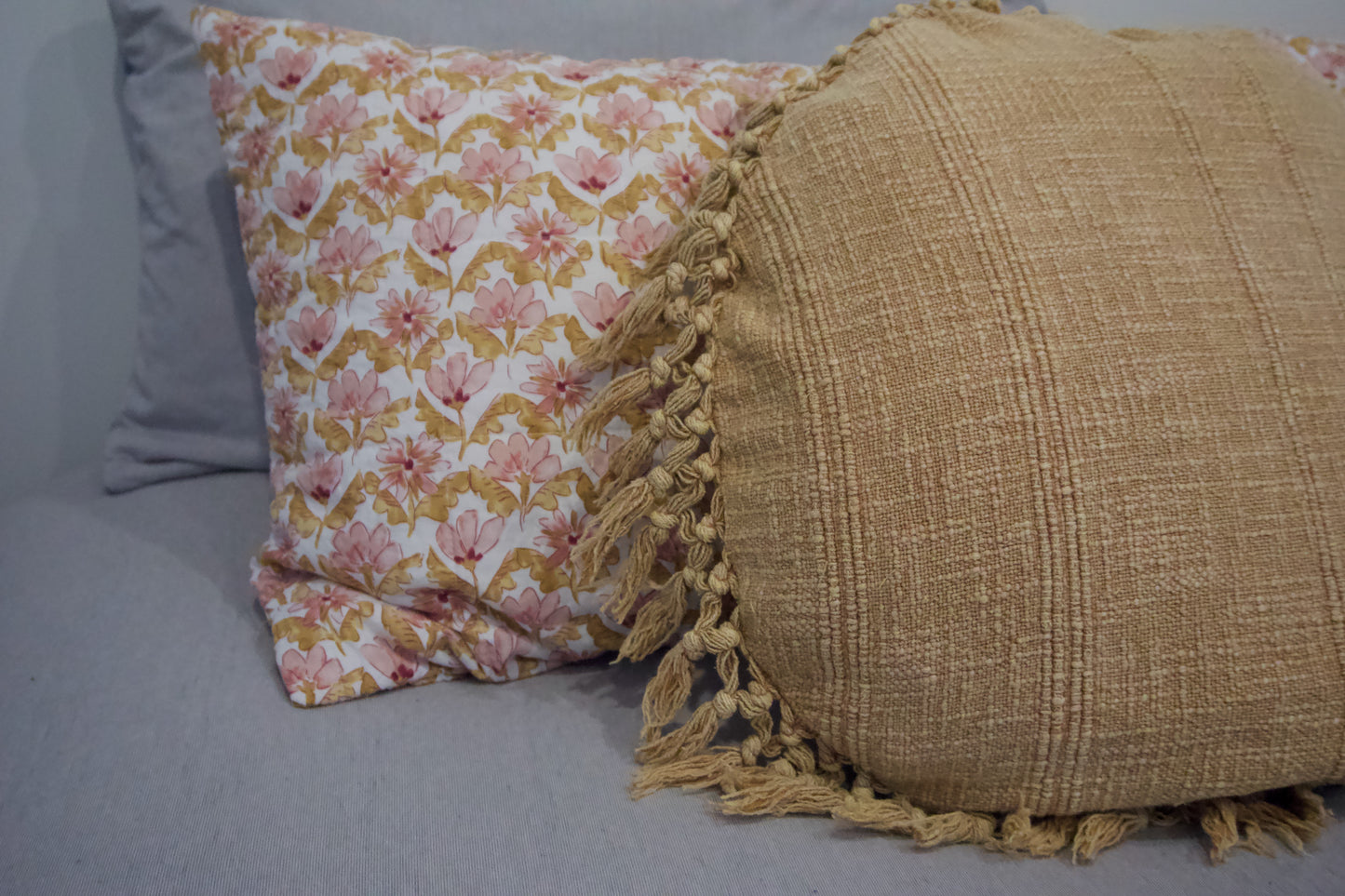 Round Kubu Cushion Honey