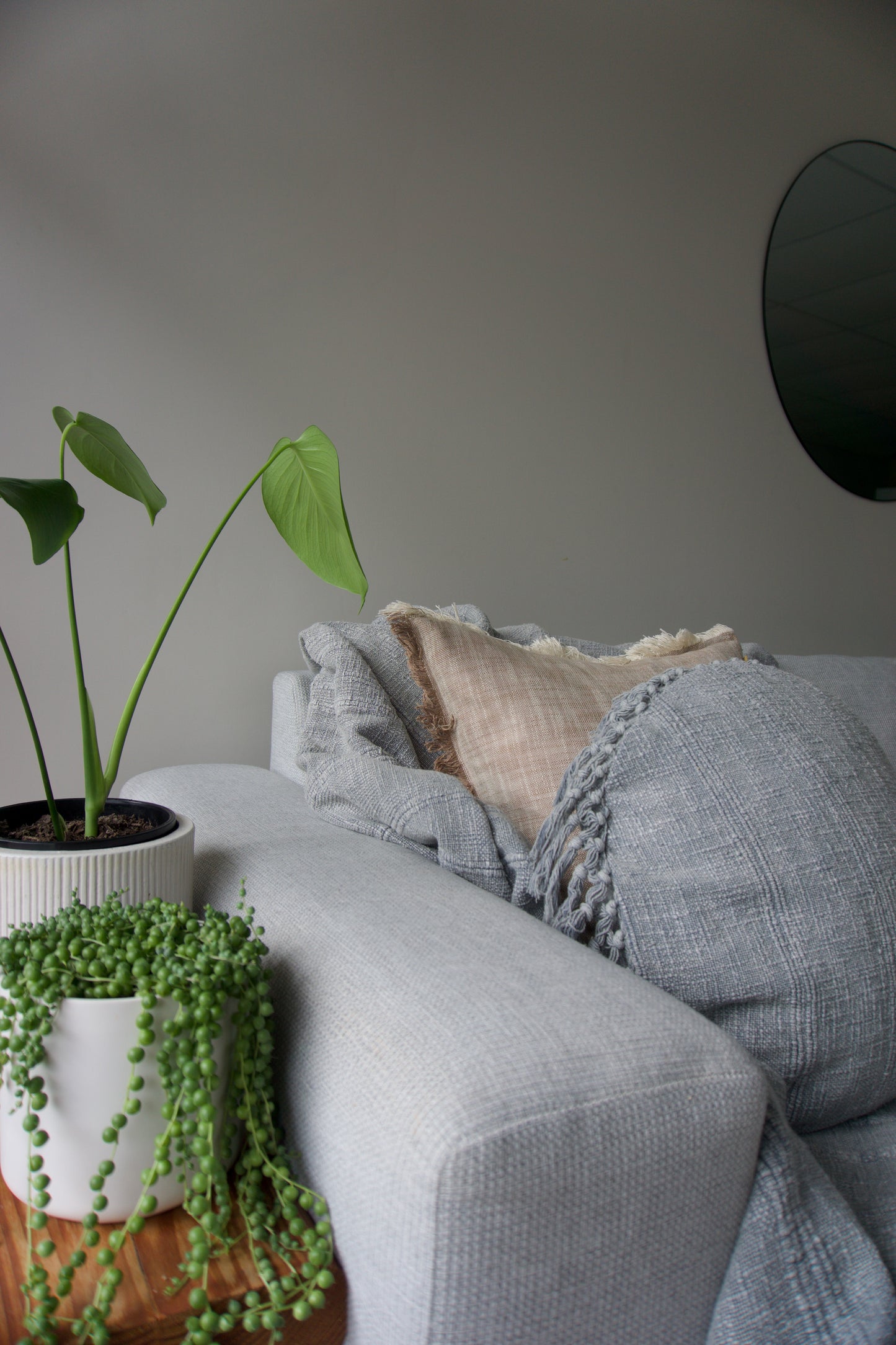 Round Kubu Cushion Slate