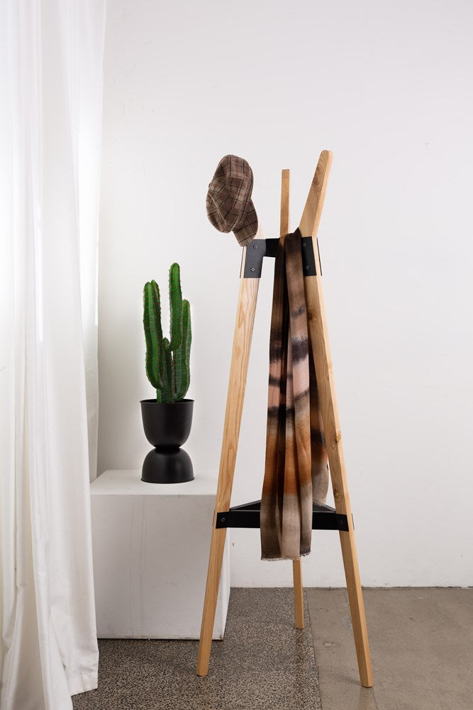 Harry Coat Hanger - Black