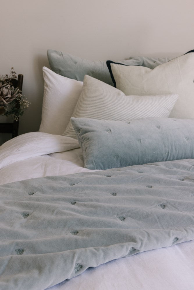 MASON BEE VELVET THROW SKY GREY