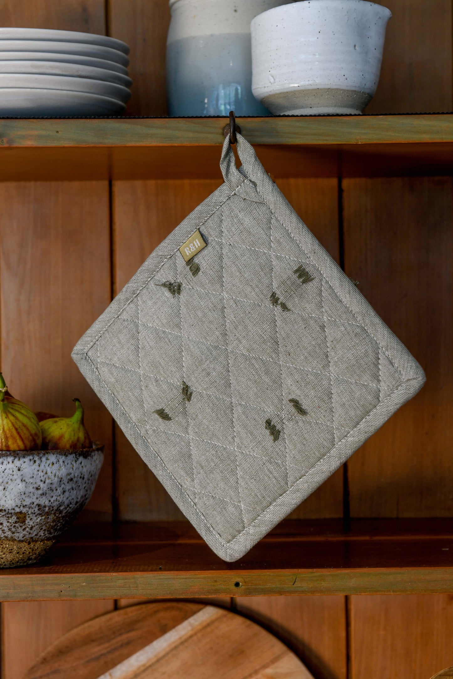 Tuft Pot Holder Burnt Olive