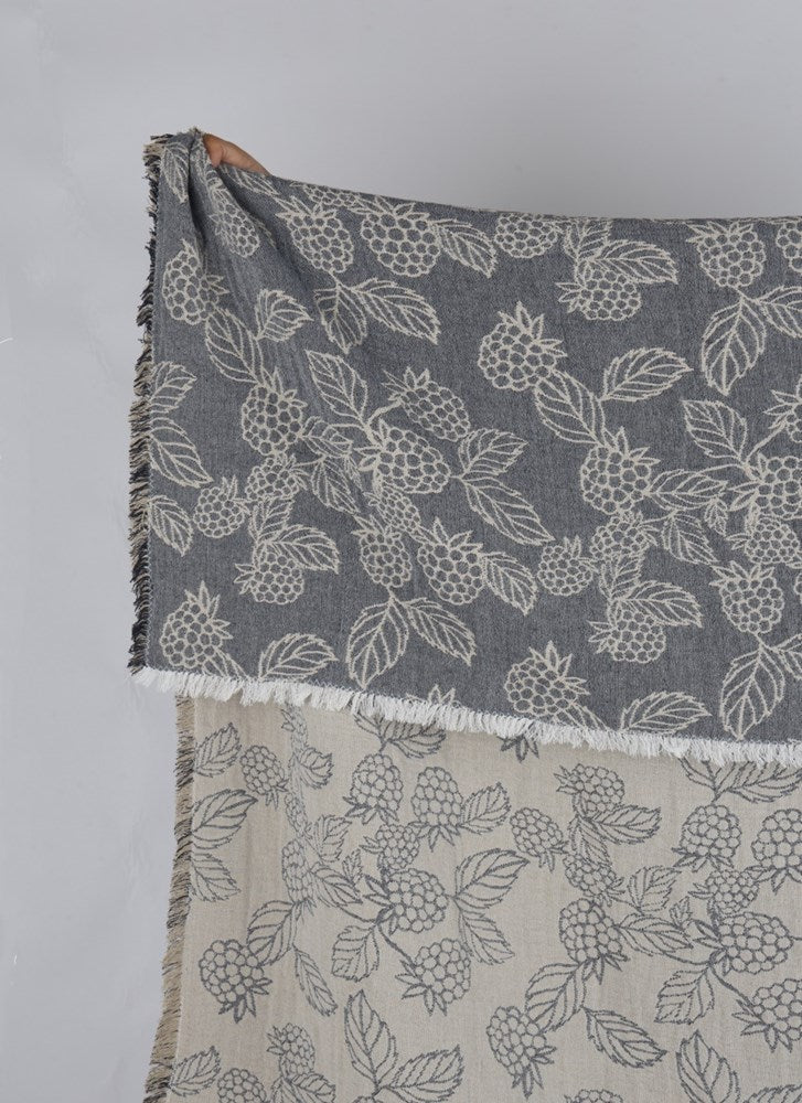 BERRY & BUG JACQUARD THROW BLUE