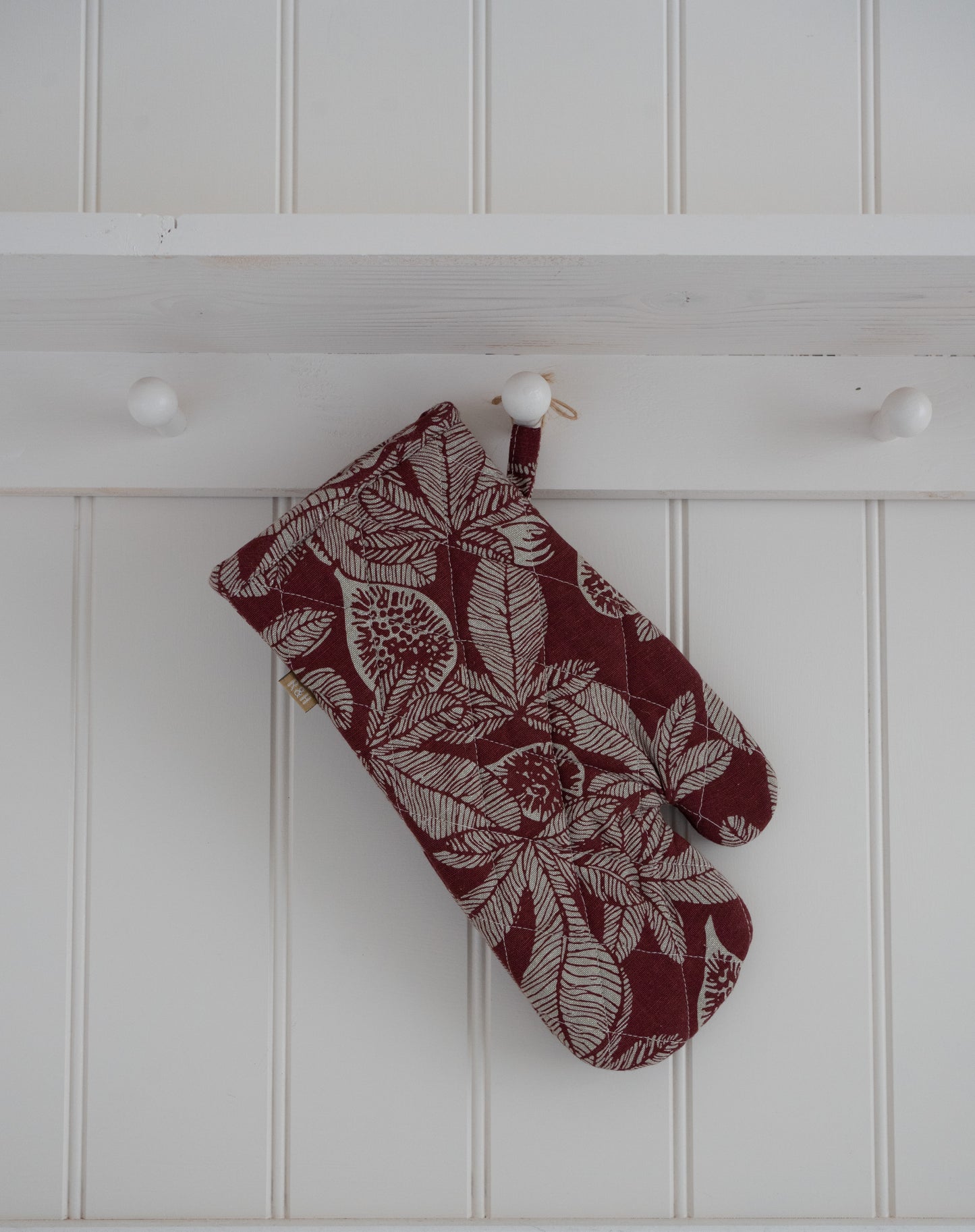 Fig Tree Single Oven Glove Ruby