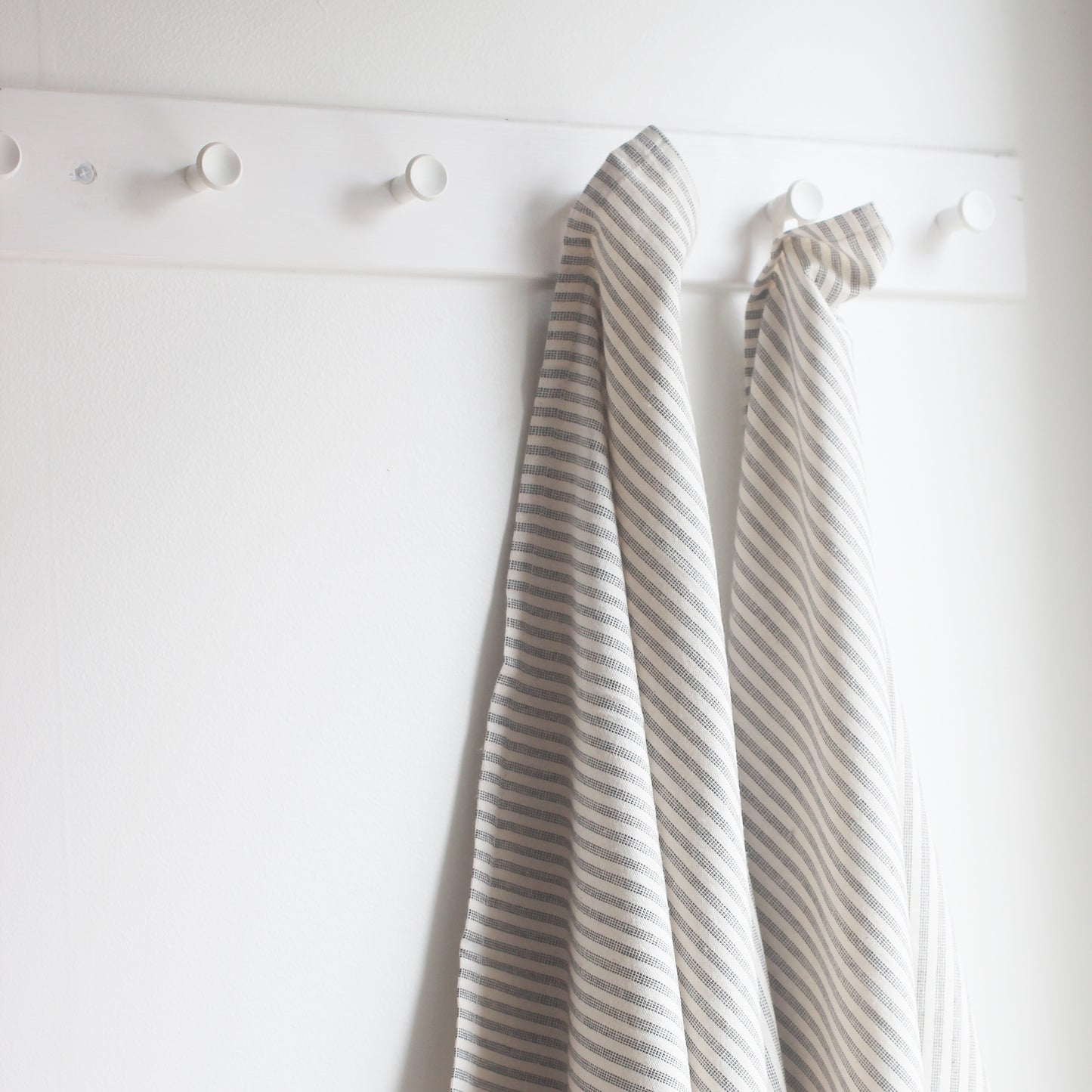 Manor Stripe Tea Towel S/2