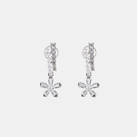 Willa Pearl Earrings - Silver