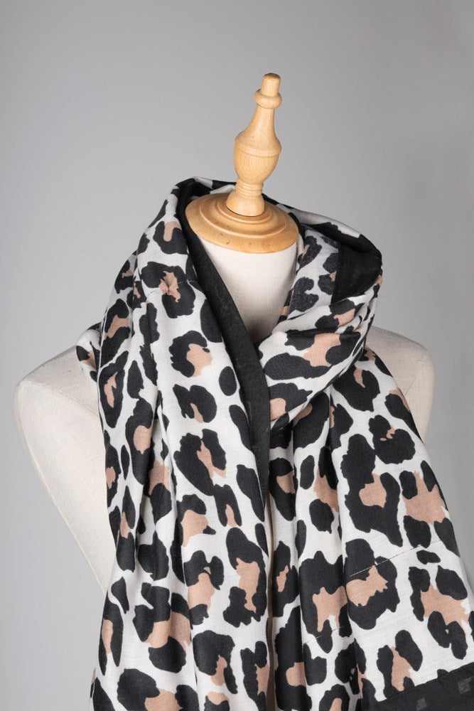 Leopard Scarf - Beige & Black