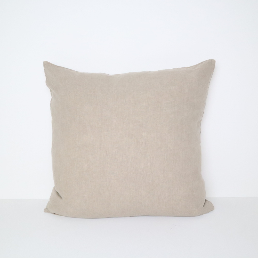 MASON BEE LINEN CUSHION STONE 60x60