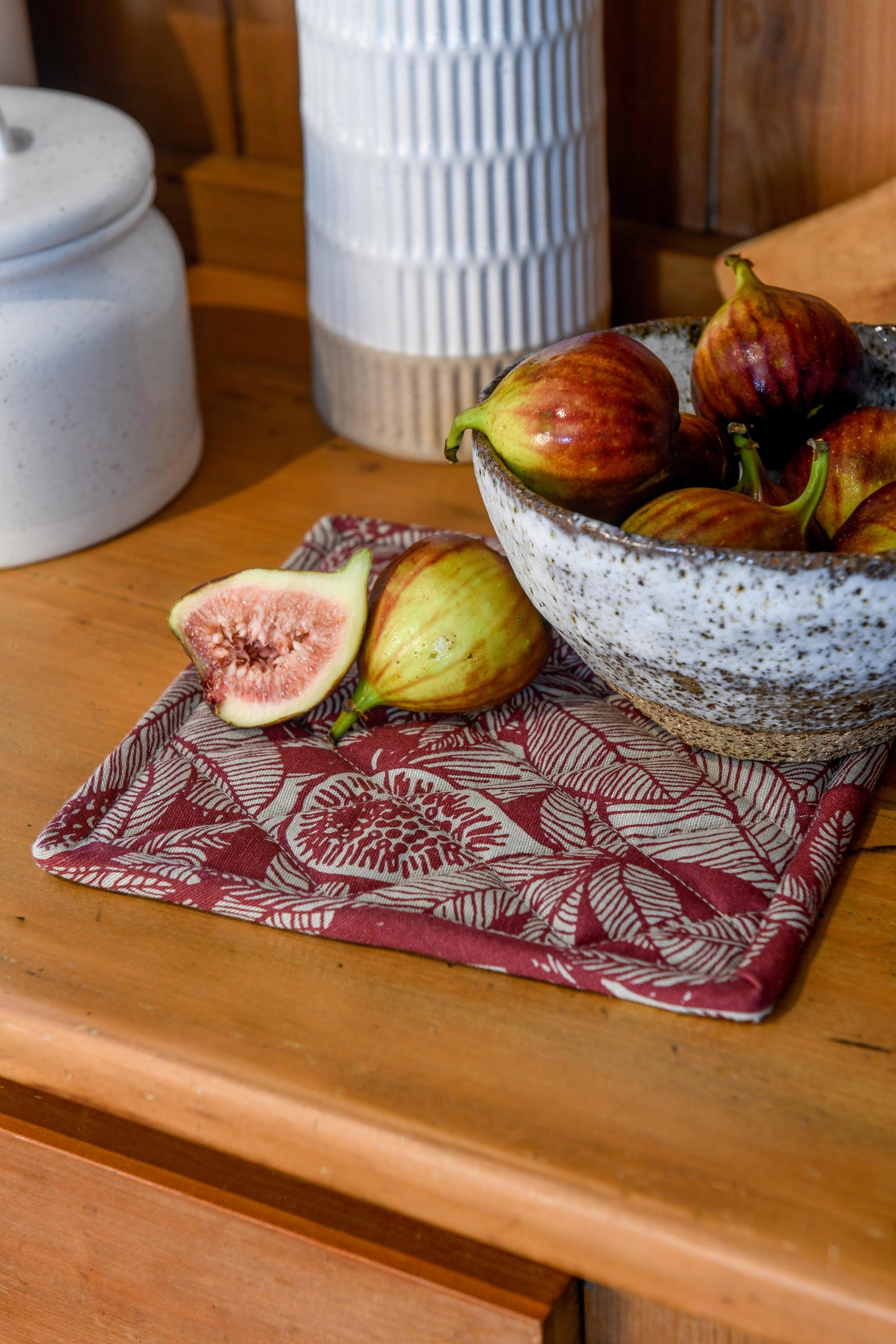 Fig Tree Pot Holder Ruby