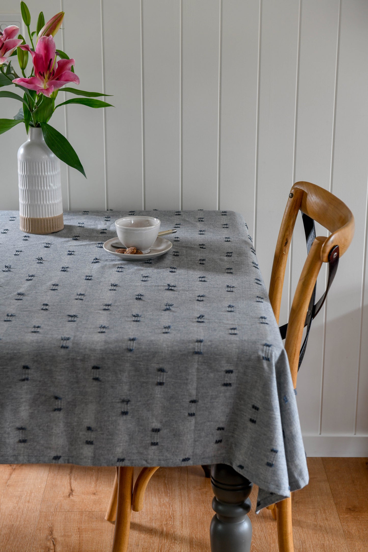 Tuft Tablecloth Dark Slate