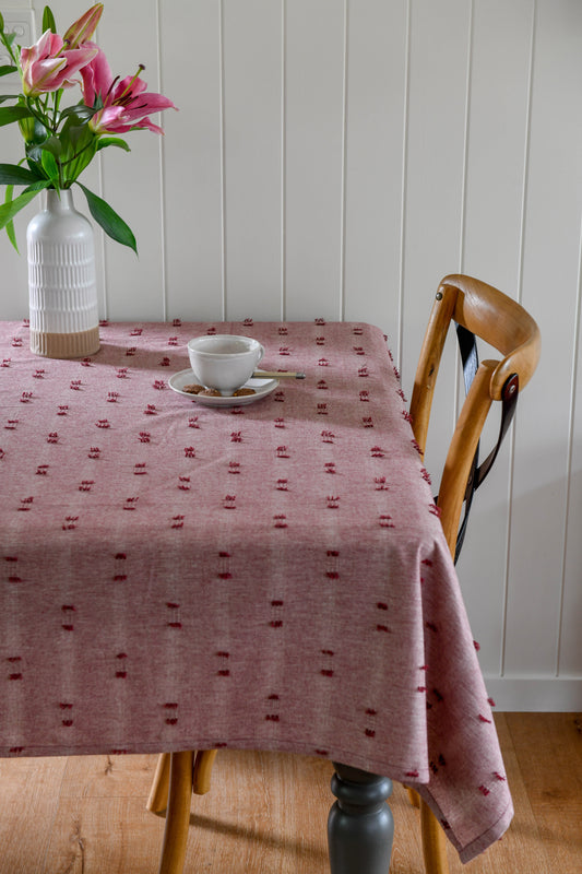 Tuft Tablecloth Ruby